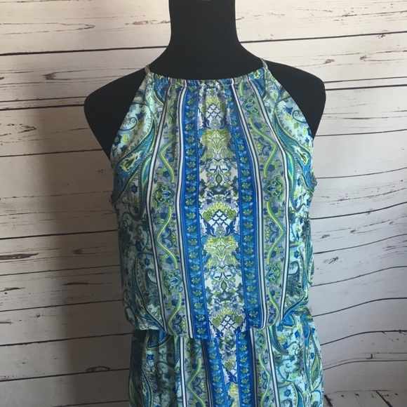 Pretty London Times Dress - Picture 2 of 5